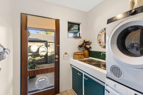 Photo of property in 1 Strachan Way, Highbury, Palmerston North, 4412