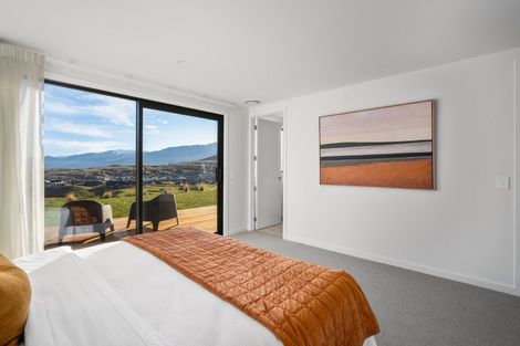 Photo of property in 101 Spur Ridge Rise, Jacks Point, 9371