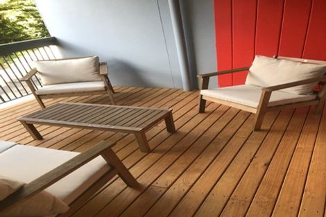 Photo of property in 4/8 Kaitawa Road, York Bay, Lower Hutt, 5013