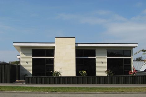 Photo of property in 16 Rose Street, Parkside, Timaru, 7910