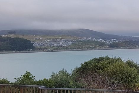 Photo of property in 30 Inlet View, Titahi Bay, Porirua, 5022