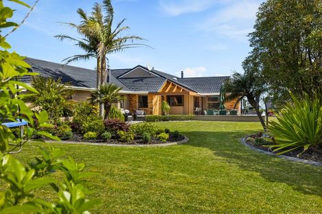 Photo of property in 175 Oaia Road, Muriwai, Waimauku, 0881