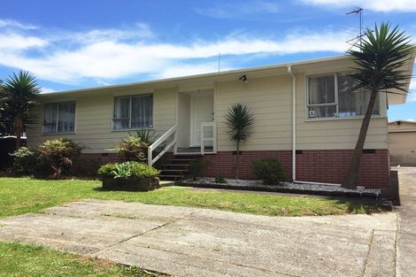 Photo of property in 78 Sikkim Crescent, Clover Park, Auckland, 2019