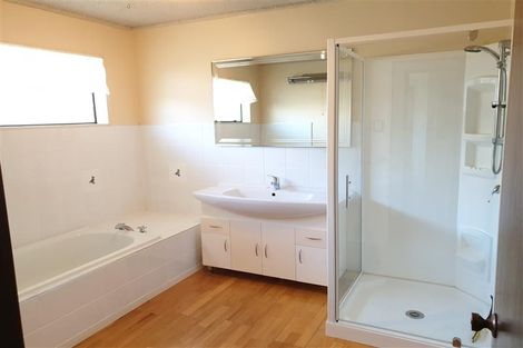 Photo of property in 56 Kentucky Way, Awapuni, Palmerston North, 4412