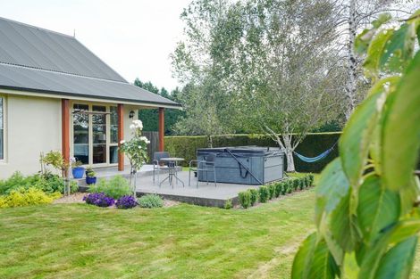 Photo of property in 38b Winton Lorneville Highway, Winton, 9781