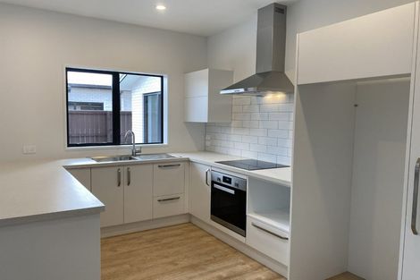 Photo of property in 92a Neill Street, Hornby, Christchurch, 8042