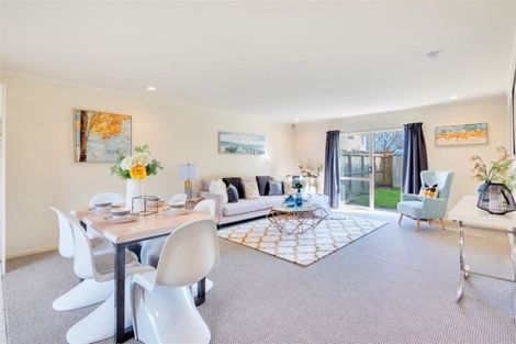 Photo of property in 13 Duxfield Drive, Ranui, Auckland, 0612