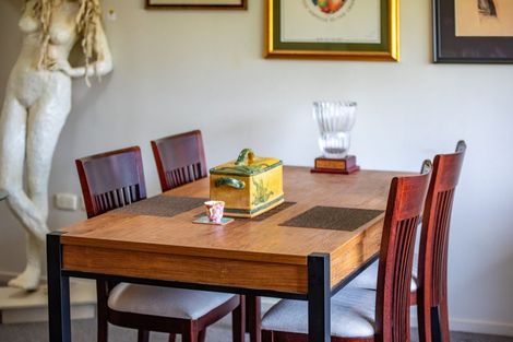 Photo of property in 42 Woodburn Avenue, Flagstaff, Hamilton, 3210