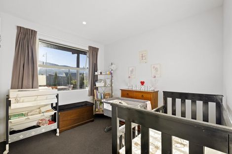Photo of property in 12 Magnetic Place, Cromwell, 9310