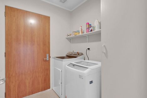 Photo of property in 42 Woodburn Avenue, Flagstaff, Hamilton, 3210