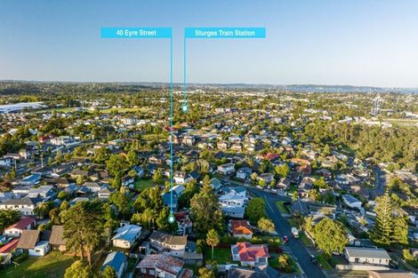 Photo of property in 40 Eyre Street, Henderson, Auckland, 0612