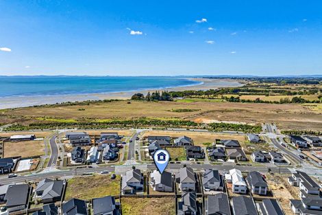 Photo of property in 15 Kaitiaki Drive, Clarks Beach, 2122