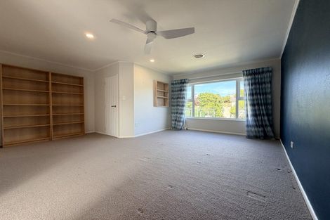 Photo of property in 4 School Road, Plimmerton, Porirua, 5026