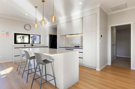 Photo of property in 32 Hugo Shaw Drive, Cambridge, 3434