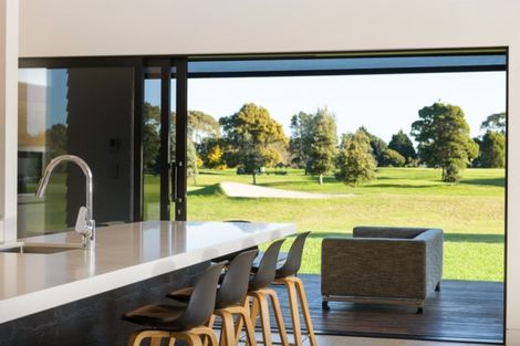 Photo of property in 210 Oceanbeach Road, Mount Maunganui, 3116