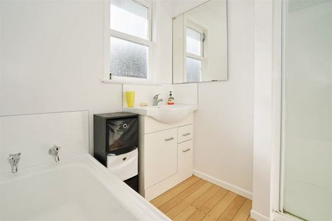 Photo of property in 5 Casper Street, Fairfield, Hamilton, 3214