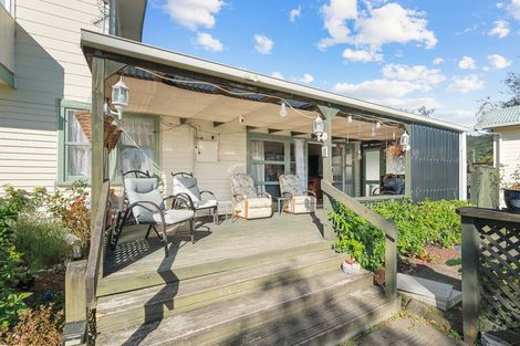 Photo of property in 45d Brandon Street, Featherston, 5710