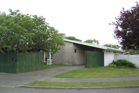Photo of property in 28 Delph Street, Avonhead, Christchurch, 8042