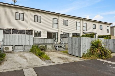 Photo of property in 4/38 Brigham Creek Road, Whenuapai, Auckland, 0618