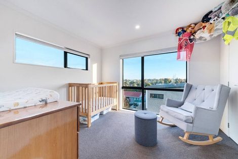 Photo of property in 3/16 Russell Road, Manurewa, Auckland, 2102