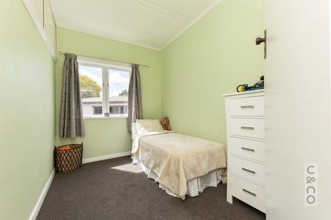 Photo of property in 18 Kent Terrace, Riverhead, 0820