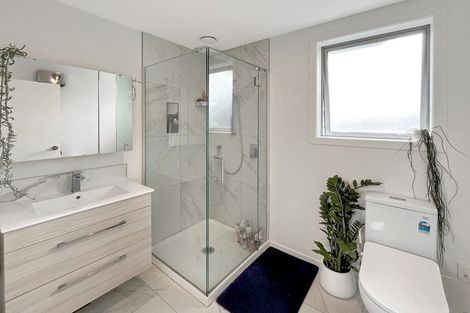 Photo of property in 8/22 Denver Avenue, Sunnyvale, Auckland, 0612