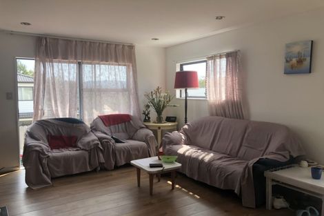 Photo of property in 65 Awaroa Road, Sunnyvale, Auckland, 0612