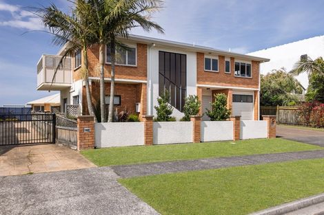 Photo of property in 439 Oceanbeach Road, Mount Maunganui, 3116