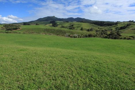 Photo of property in 76 Te Ahiawa Road, Raglan, 3297