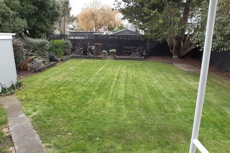 Photo of property in 37 Kowhai Terrace, Saint Martins, Christchurch, 8022