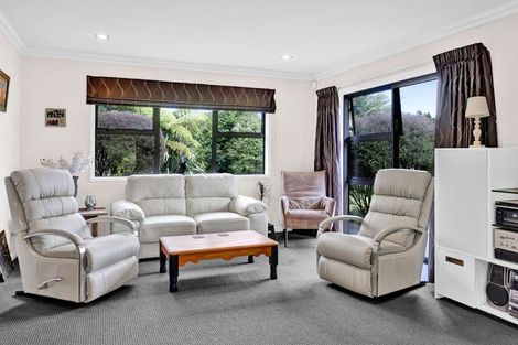 Photo of property in 271 Henwood Road, Paraite, New Plymouth, 4372