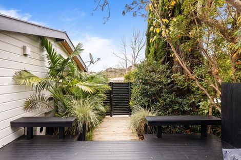 Photo of property in 87 Poplar Grove, Whalers Gate, New Plymouth, 4310