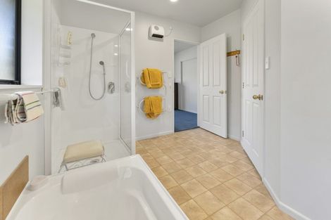 Photo of property in 20 Hoult Crescent, Monaco, Nelson, 7011