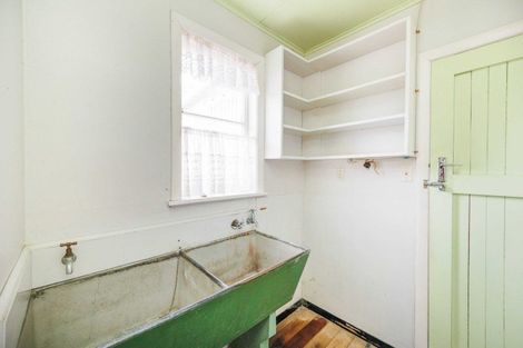 Photo of property in 11 Bartholomew Road, Levin, 5510