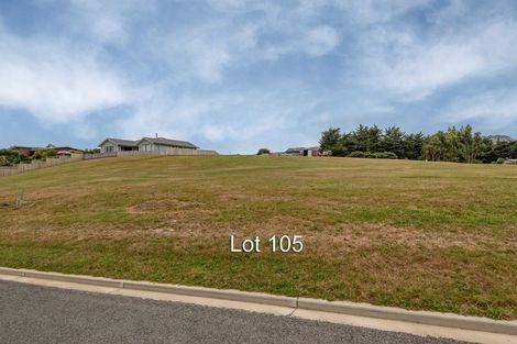 Photo of property in 17 Muriwai Drive, Diamond Harbour, 8971