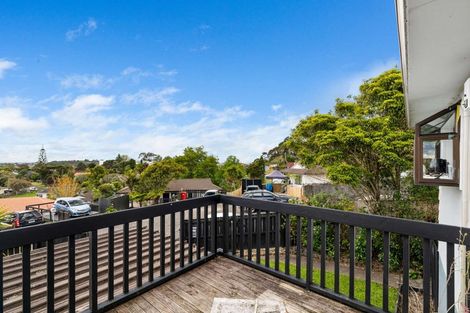 Photo of property in 33 Danube Lane, Glen Eden, Auckland, 0602