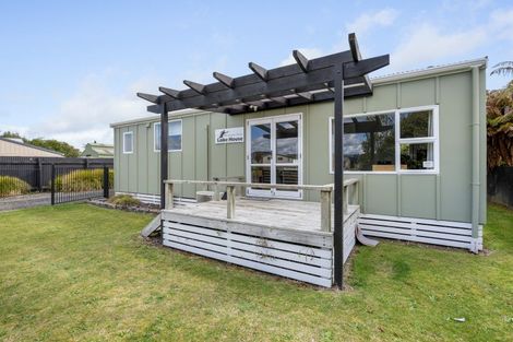 Photo of property in 111 Rangatira Drive, Mangakino, 3421