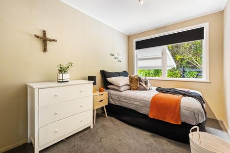 Photo of property in 26 Acacia Road, Torbay, Auckland, 0632