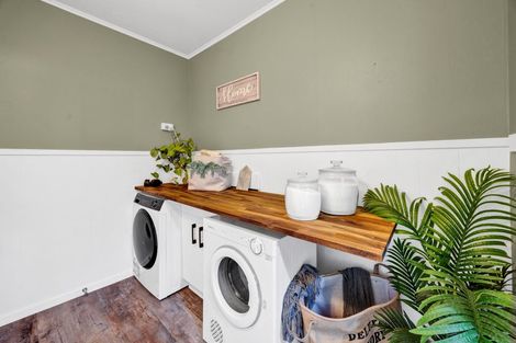 Photo of property in 41 Mahoe Street, Inglewood, 4330