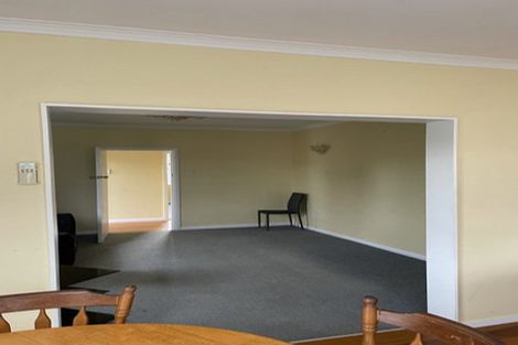 Photo of property in 10 Olivia Crescent, Tawa, Wellington, 5028