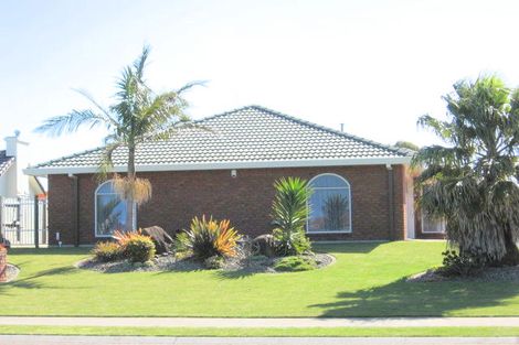 Photo of property in 56 Palm Beach Boulevard, Papamoa Beach, Papamoa, 3118