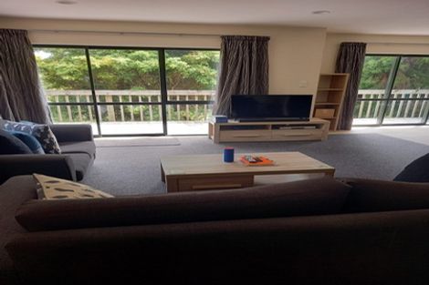 Photo of property in 1/8 Beaudine Avenue, Glenfield, Auckland, 0629