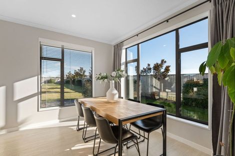 Photo of property in 14 Glenfinnan Place, West Melton, 7618