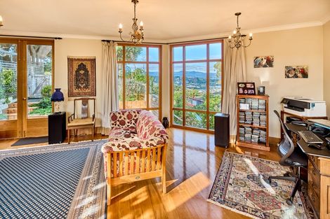 Photo of property in 20 Hadfield Terrace, Kelburn, Wellington, 6012