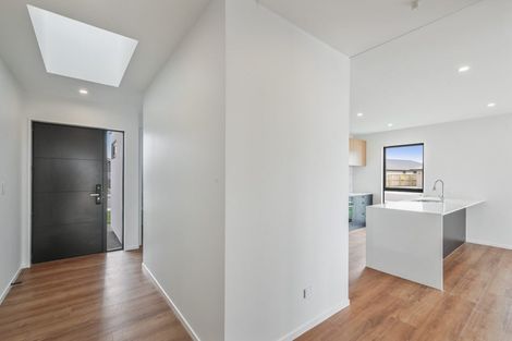 Photo of property in 16 Herridge Street, Woodend, 7691