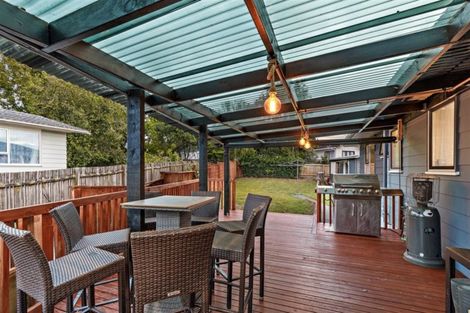 Photo of property in 49 Larissa Avenue, Henderson, Auckland, 0610