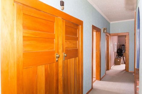 Photo of property in 9 Alma Street, Dannevirke, 4930