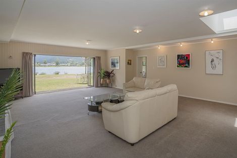 Photo of property in 10 Marquet Place, Tairua, 3508