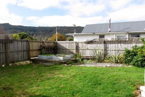 Photo of property in 50 Dick Street, Reefton, 7830