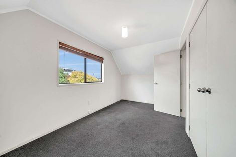 Photo of property in 3/54 Swanson Road, Henderson, Auckland, 0610